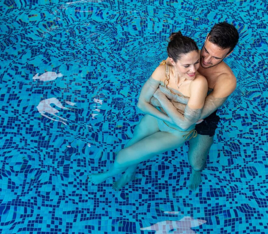 Relaxation in the thermal pool