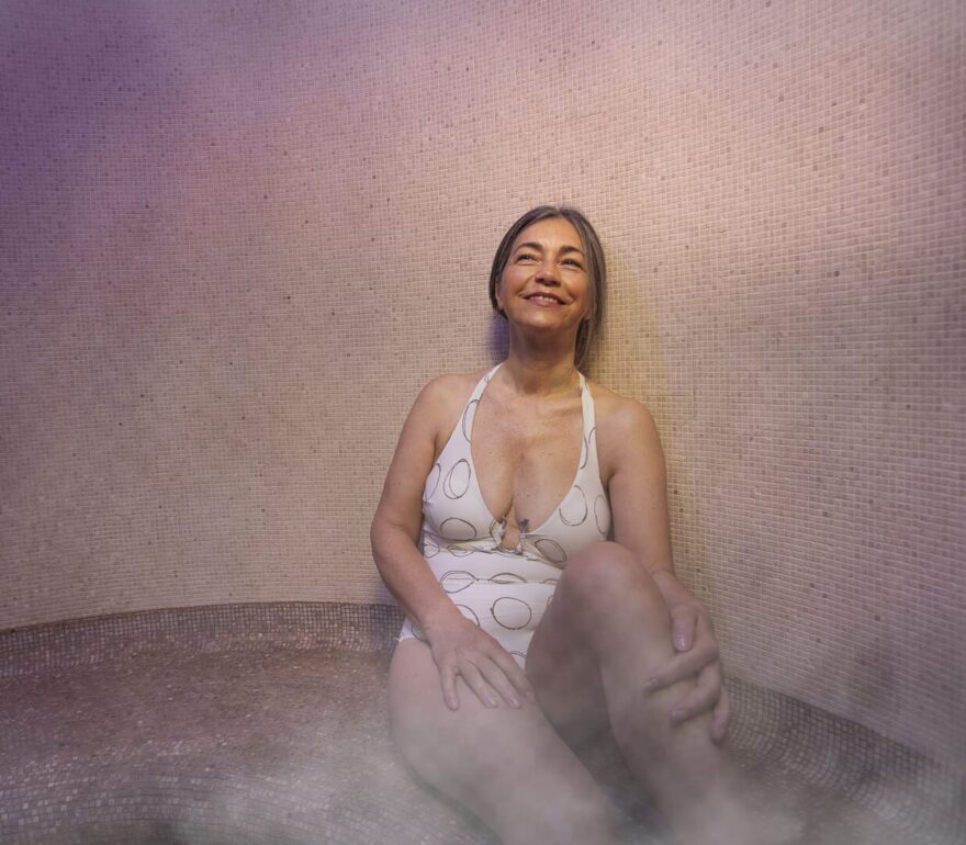Esperienza di relax nella sauna.