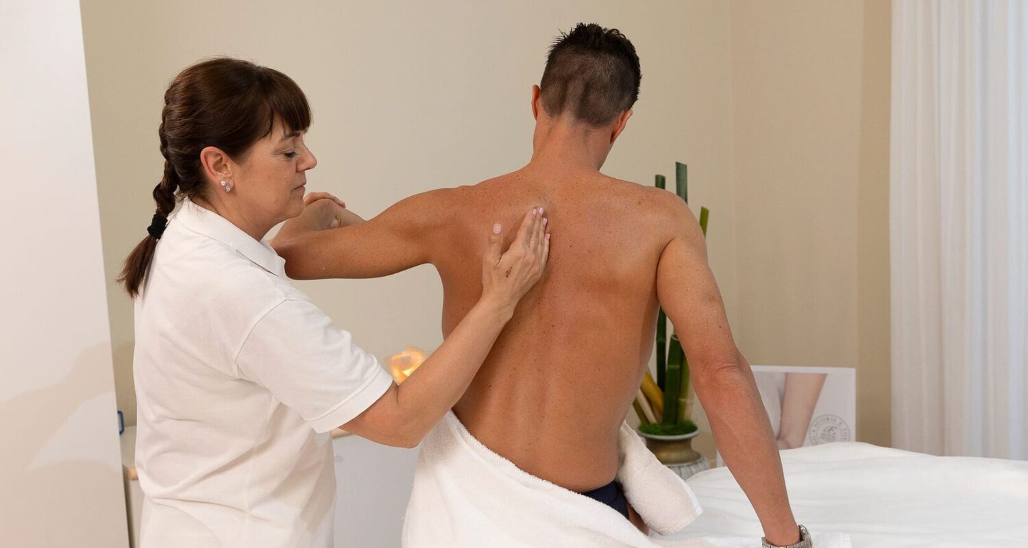 Relaxing Massage at the Hotel Savoia Therme