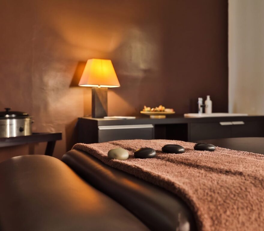 Camera per massaggi con pietre calde